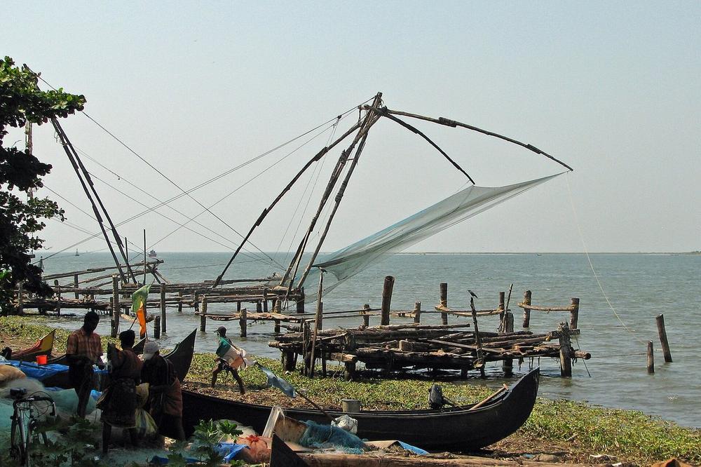 Cantilevered Chinese fishing nets on the Fort Kochi sea wall Cantilevered Chinese fishing nets on the Fort Kochi sea wall